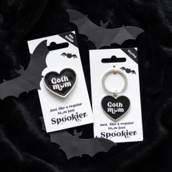 Goth Mama Pin Anstecker