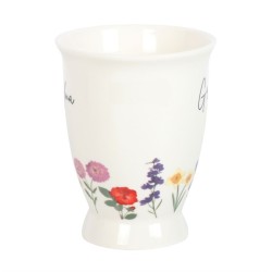 Taza con pedestal de flores silvestres de la abuela