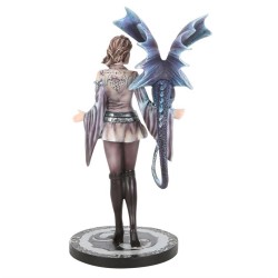 Figura de entrenador de dragones de Anne Stokes