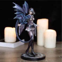 Figura de entrenador de dragones de Anne Stokes