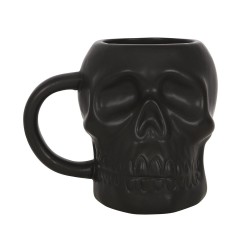 Taza de calavera negra mate